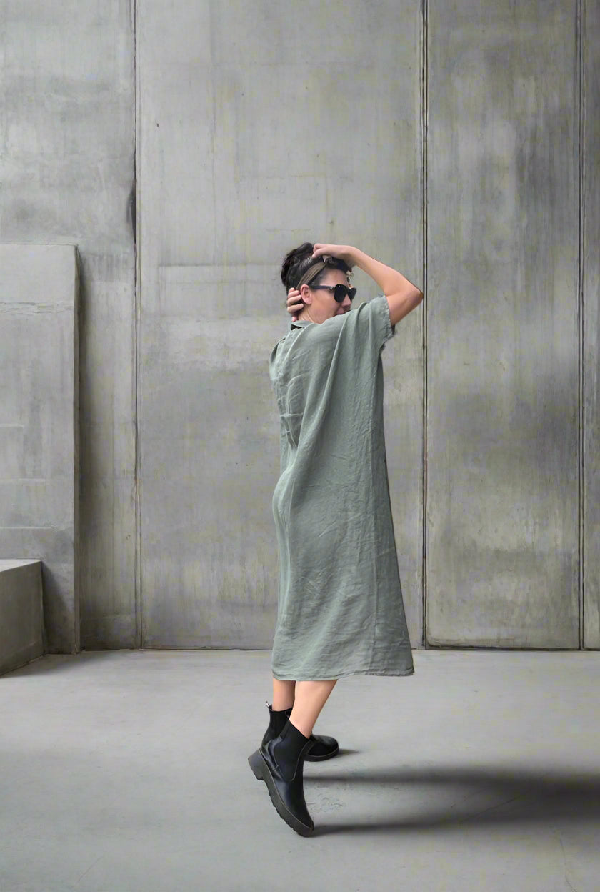 Linen Dress Made in Italy – Olive Kaftan - LUXAMORE -Dress-Elegant linen dress made in Italy. This olive kaftan offers breathable comfort, relaxed sophistication, and year-round wearability. Shop LUXAMORE now.