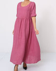 woman wearing Linen Dress Maxi Made in Italy Fuchsia LUXAMORE 