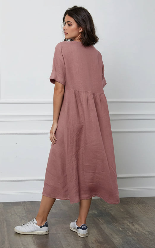 woman wearing Linen Dress Maxi Made in Italy Fuchsia LUXAMORE 