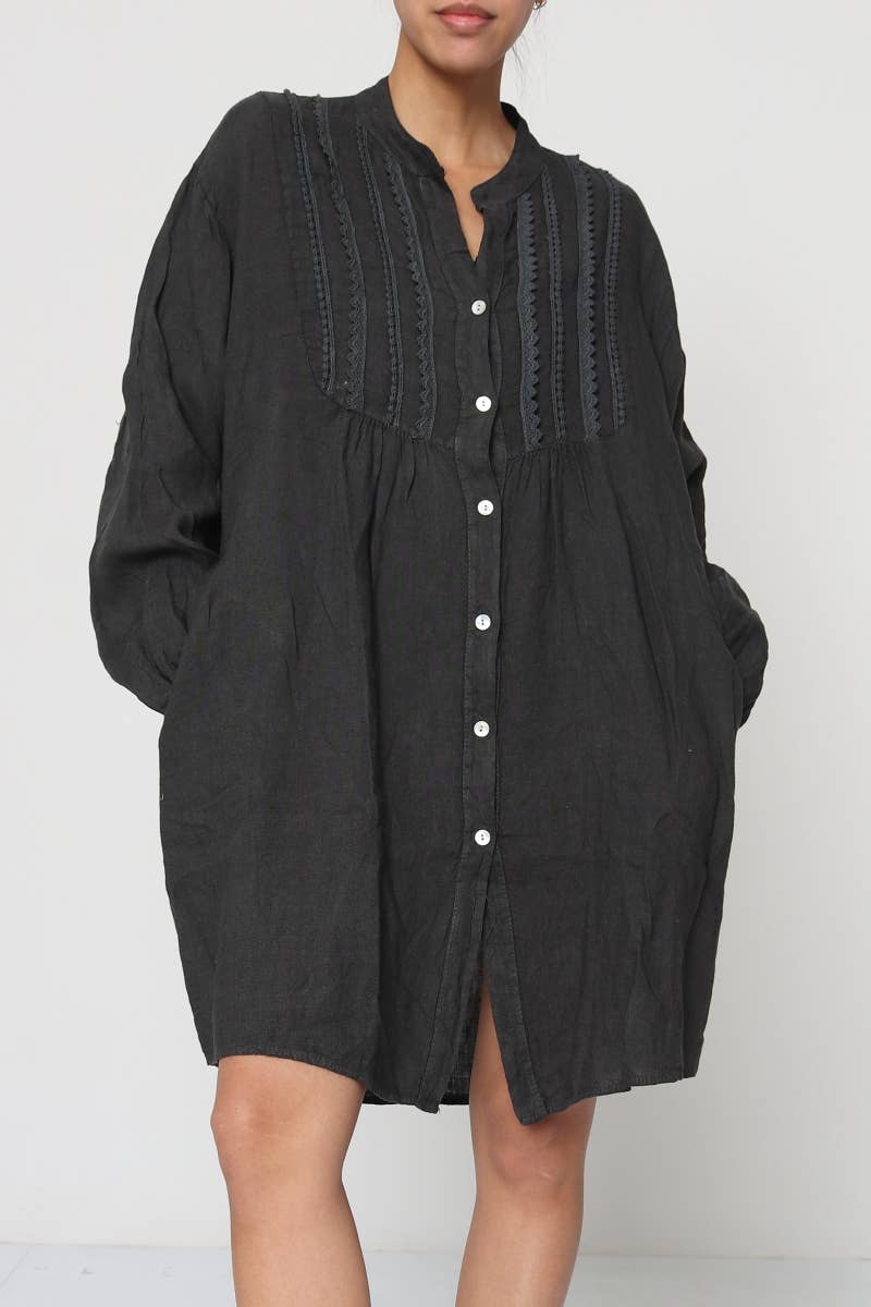 woman wearing Linen Dress Mini Long Sleeve Made in Italy Charcoal Grey LUXAMORE 