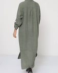 Woman Wearing Linen Shirtdress, Button-Up, Maxi Made in Italy Khaki -  LUXAMORE