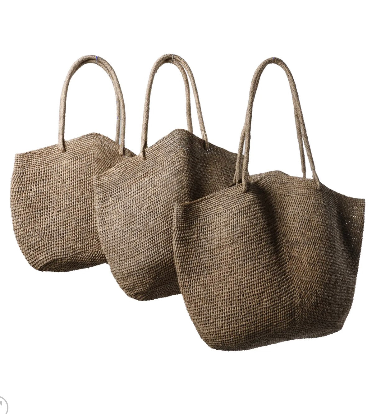 Woman Wearing Made in Mada Bag Gemma - Bag LUXAMORE