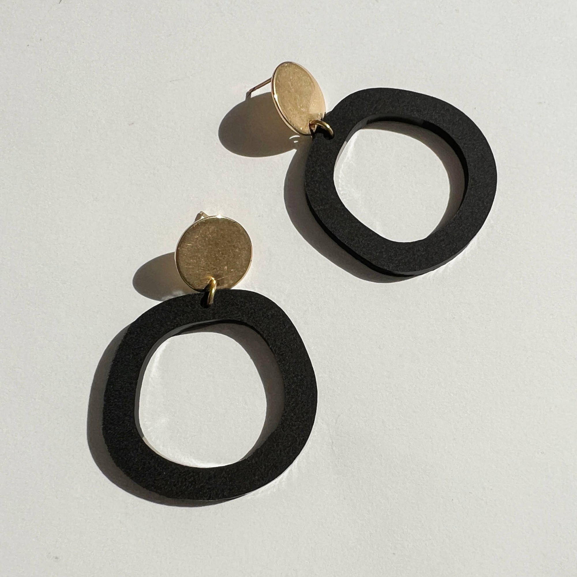 Mingled Charlie Black and Gold Dangle Earrings - LUXAMORE -Earings-Mingled Charlie Black and Gold Dangle Earrings The Charlie Black and Gold Dangle earrings are a modern statement earring in lightweight hypoallergenic.