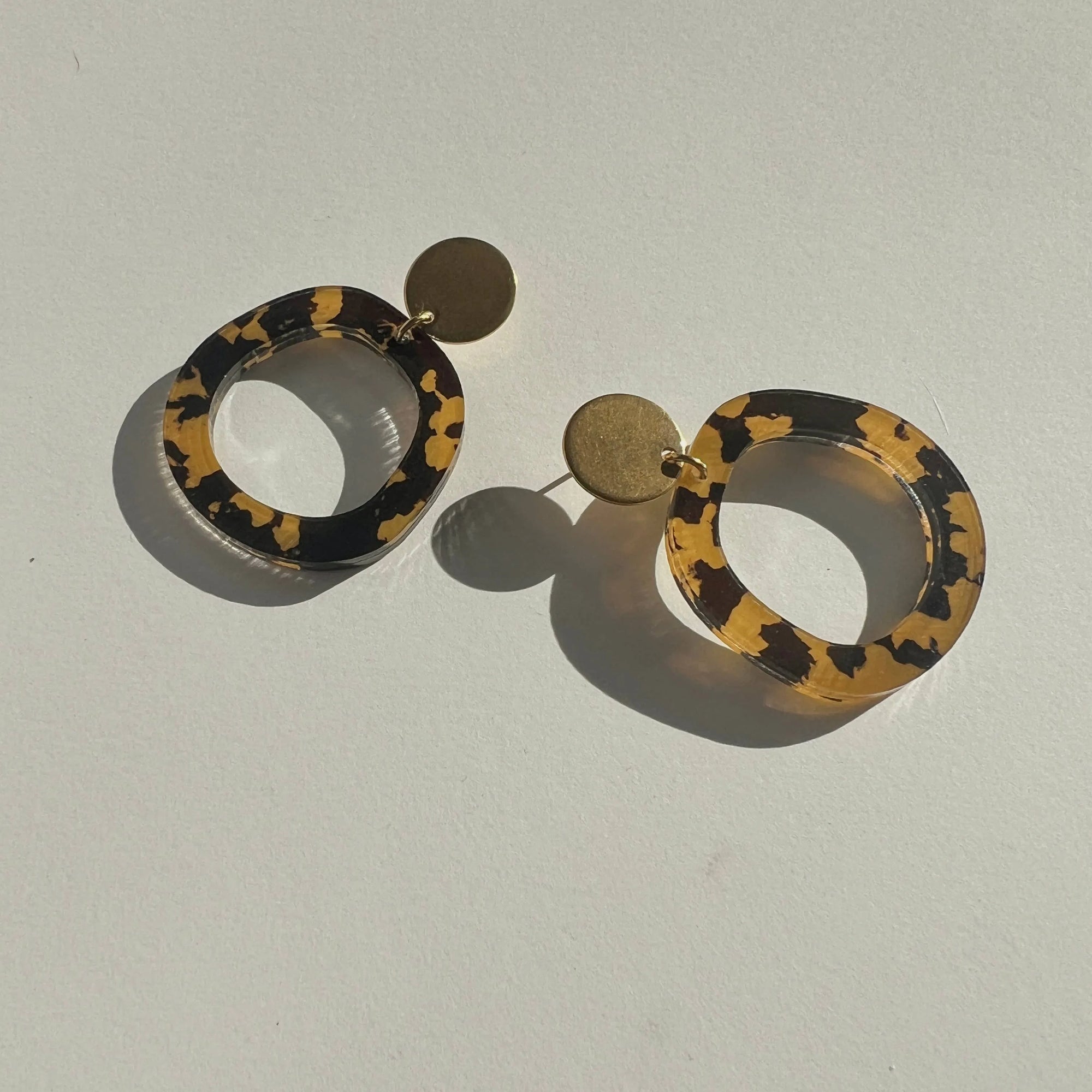 Mingled Charlie Gold and Tortoise Shell Dangle Earrings - LUXAMORE -Earings