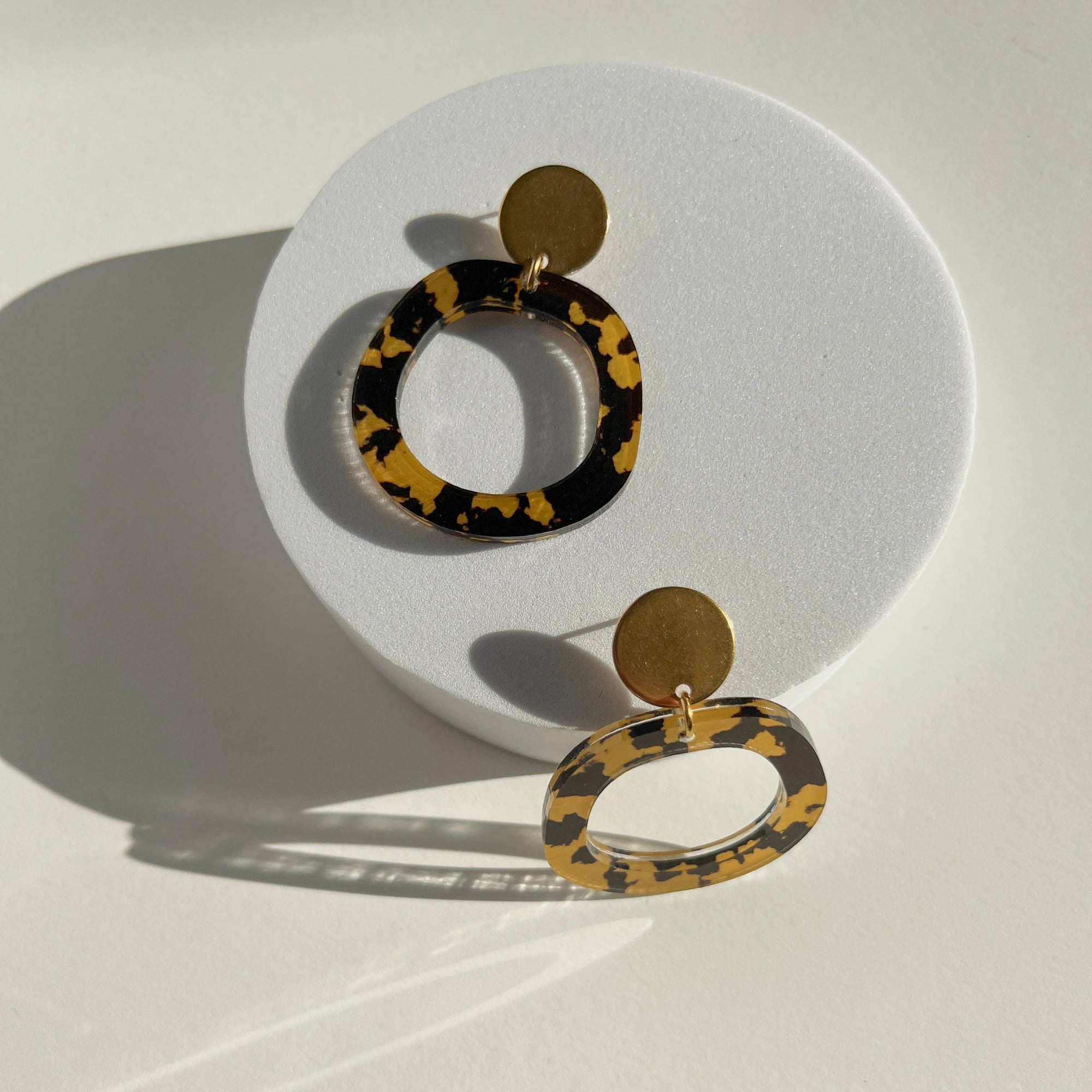 Mingled Charlie Gold and Tortoise Shell Dangle Earrings - LUXAMORE -Earings
