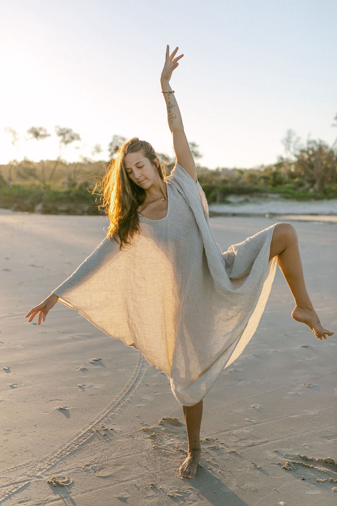 Pre Order La Bottega di Brunella Linen Dress Vestito Fausta Garzata - Natural - LUXAMORE -Dress-La Bottega di Brunella Vestito Fausta Naturale linen dress, designed and handcrafted in Italy. Made by artisans that embodies luxury shop La Bottega di Brunella