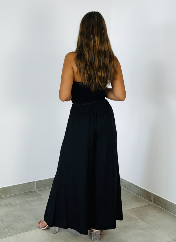 woman wearing Pre Order Italian Linen Wide Leg Pants Khaki - Made in Italy LUXAMORE 