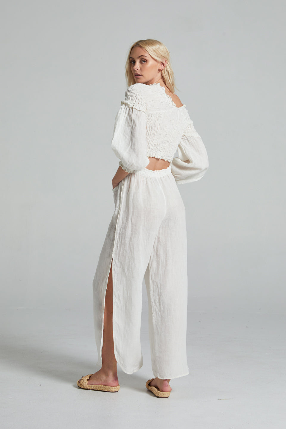 Estilo Emporio Gidget Top - LUXAMORE -Tops-The Gidget Top and it&#39;s distinctive blouson sleeves: Woven from premium linen this elasticised top can be worn on or off the shoulder. Shop the Gidget Top, back-by-popular-demand. Our favourite top for this summer! It’s versatile and easy to wear. Made in Italy 100% Italian linen