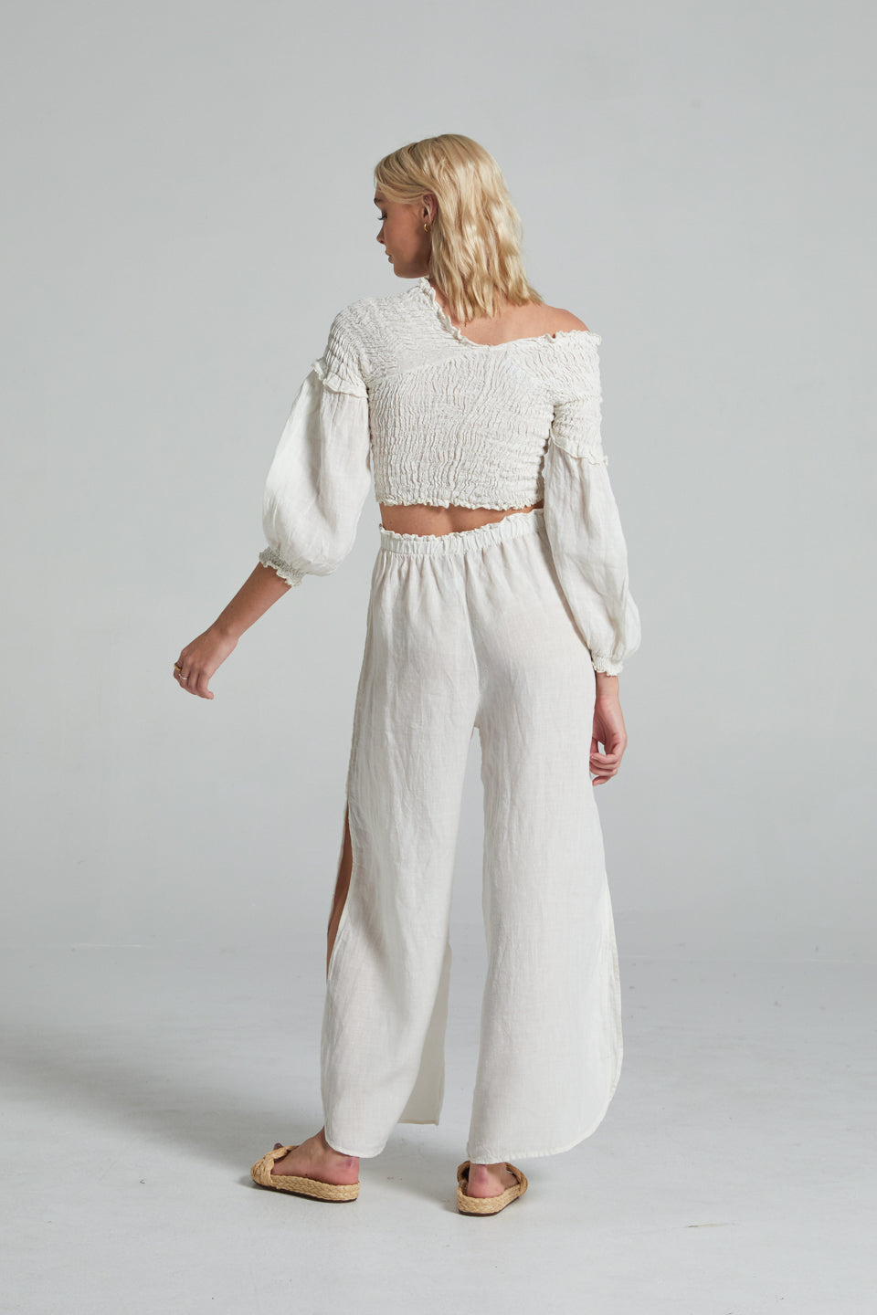 Estilo Emporio Gidget Top - LUXAMORE -Tops-The Gidget Top and it&#39;s distinctive blouson sleeves: Woven from premium linen this elasticised top can be worn on or off the shoulder. Shop the Gidget Top, back-by-popular-demand. Our favourite top for this summer! It’s versatile and easy to wear. Made in Italy 100% Italian linen