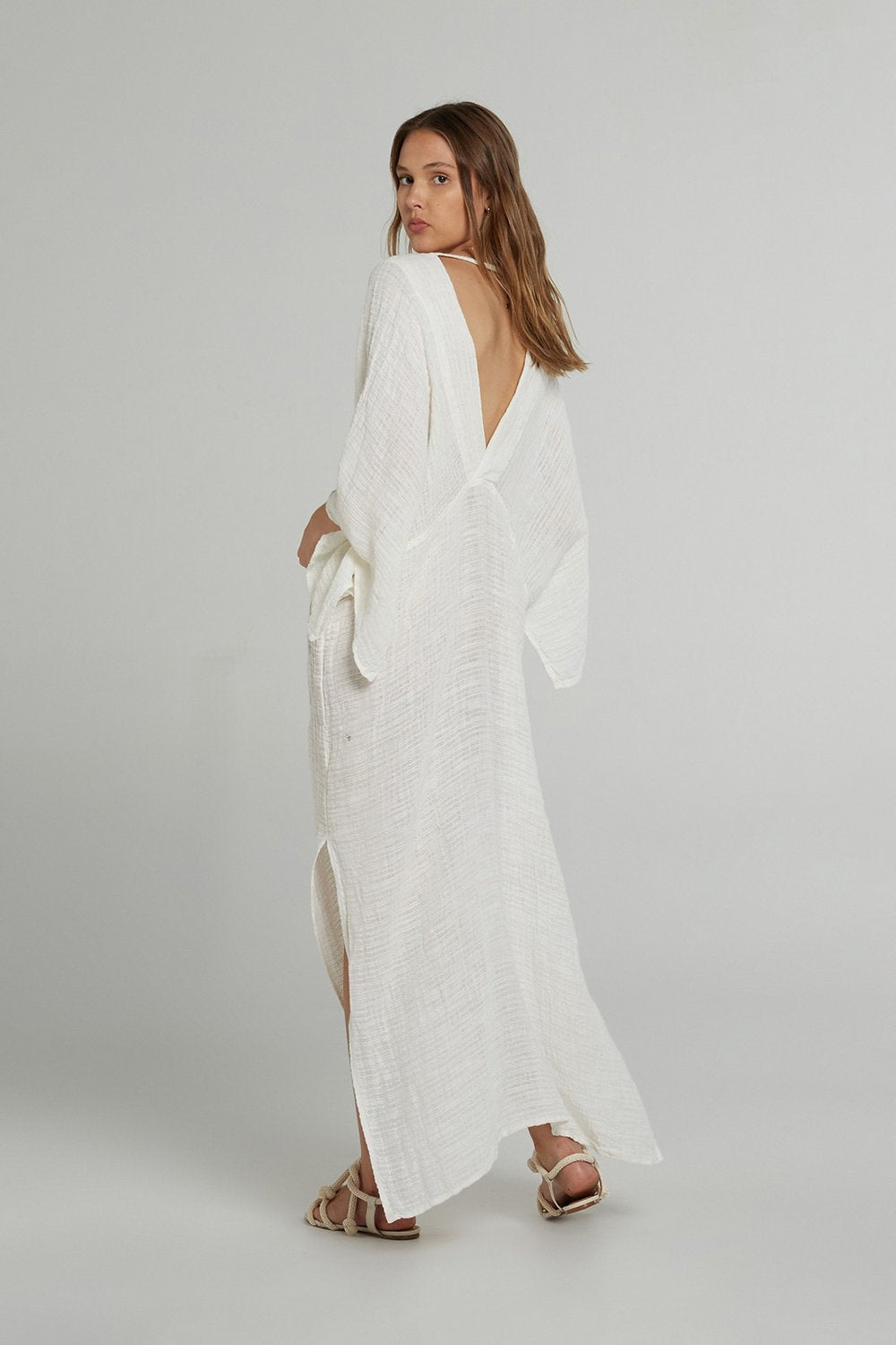 Estilo Emporio Le Robe Linen Dress - LUXAMORE -Dress-Estilo Emporio Le Robe LInen Dress Slim-fit maxi design with a plunging neckline and front slit for timeless elegance. Shop Estilo Emporio Dresses from Luxamore