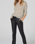 Estilo Emporio Tao Top - LUXAMORE -Tops-Editors Notes The Tao Top is amazing! A beautifully cut loose weave linen top, made in Positano Italy from Italian linen. This top fits true to size and is a must for any wardrobe. In a textured open weave, the Tao has a boho luxe feel with an understated loose 3/4 sleeve. Handmade in Italy the traditional way, Italian linen Comes in White, Natural, Java, Vesuvio, Plain Size - OSFA Style L1011