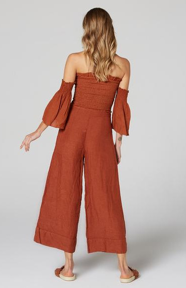 Estilo Emporio Tropez Pant - Rust - LUXAMORE -Pants-Estilo Emporio Tropez Pant is a low maintenance design with a luxe feel featuring a slight cropped flared silhouette. Shop Estilo Emporio Pants at Luxamore.