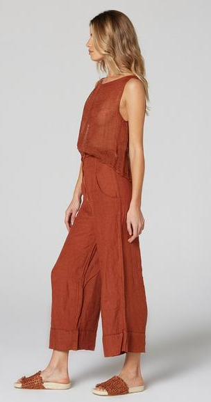 Estilo Emporio Tropez Pant - Rust - LUXAMORE -Pants-Estilo Emporio Tropez Pant is a low maintenance design with a luxe feel featuring a slight cropped flared silhouette. Shop Estilo Emporio Pants at Luxamore.