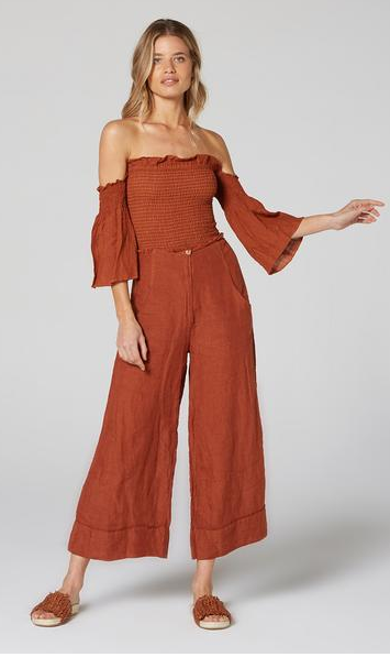 Estilo Emporio Tropez Pant - Rust - LUXAMORE -Pants-Estilo Emporio Tropez Pant is a low maintenance design with a luxe feel featuring a slight cropped flared silhouette. Shop Estilo Emporio Pants at Luxamore.